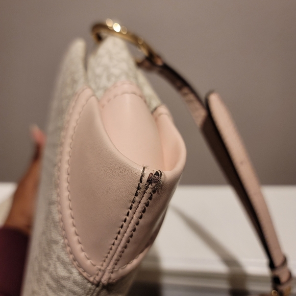 Michael kors purse and wristlet wallet - Picture 10 of 10